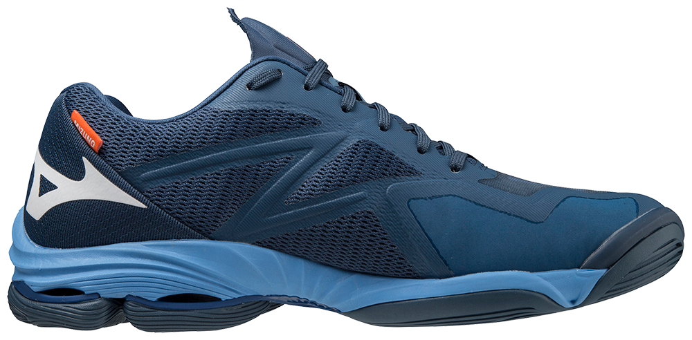 Mizuno wave Lightning z7