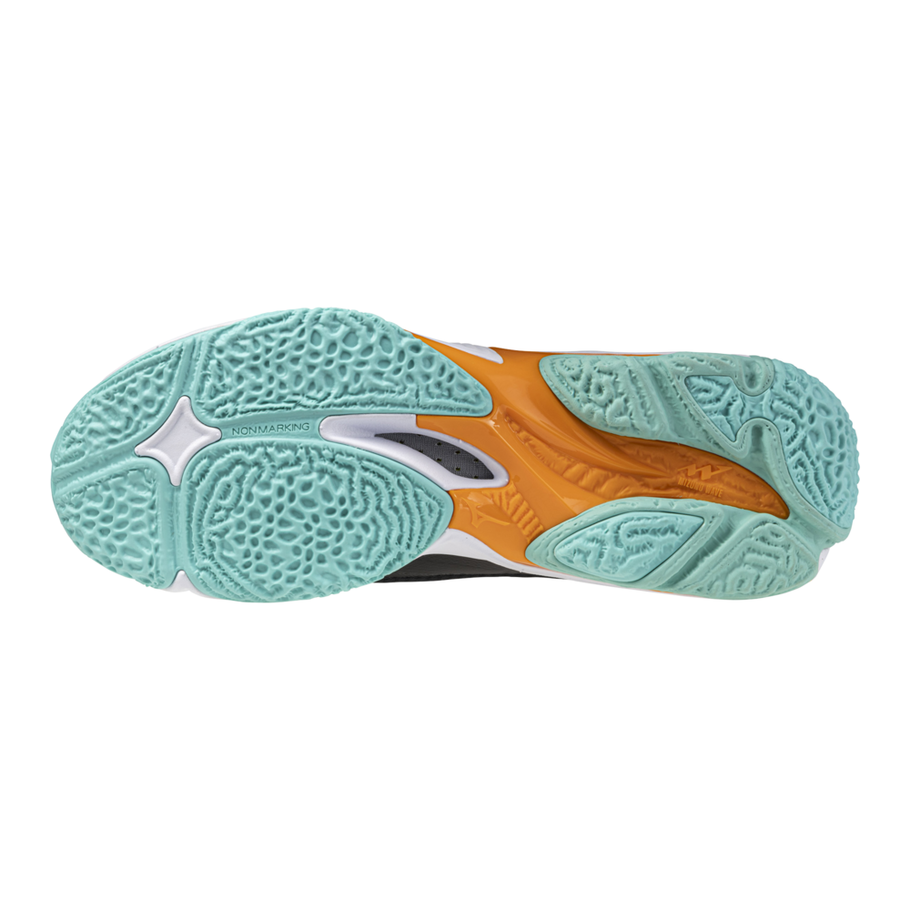 Mizuno wave Lightning z8 | MID
