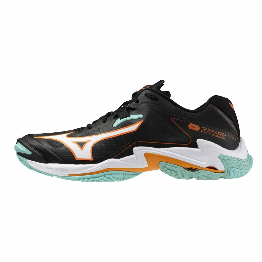 Mizuno wave Lightning z8 