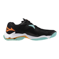 Mizuno wave Lightning z8 