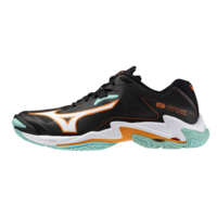 Mizuno wave Lightning z8 