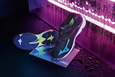 Mizuno wave Lightning z6 