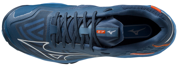 Mizuno wave Lightning z7