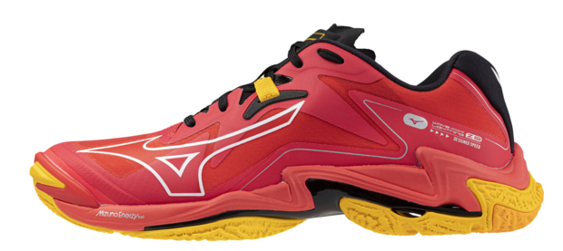 Mizuno wave Lightning z8