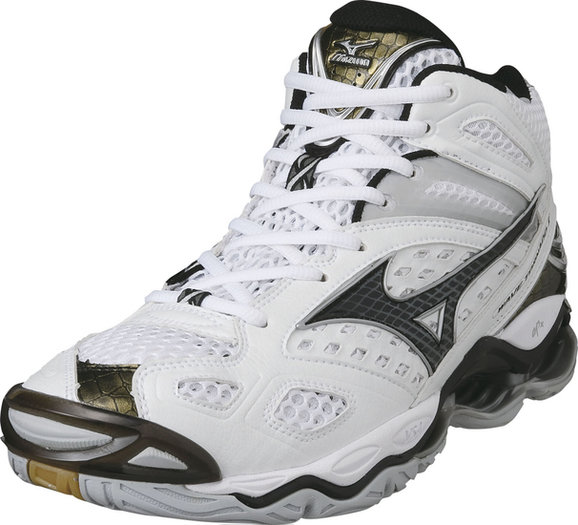 mizuno tornado 6